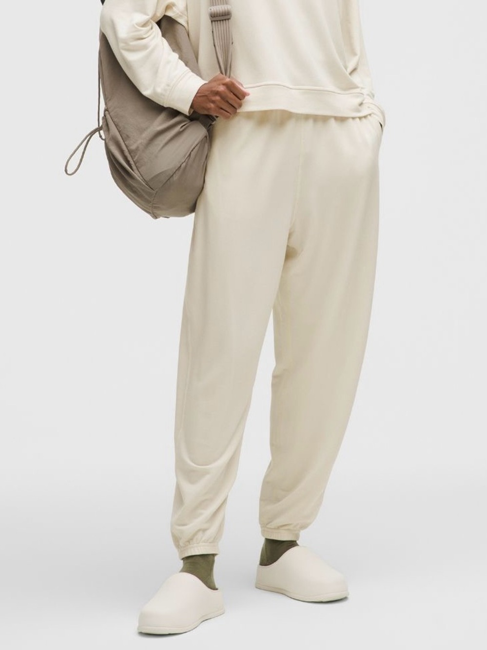 Lululemon BeCalm Oversized Mid-Rise Sweatpant XL Light Ivory
